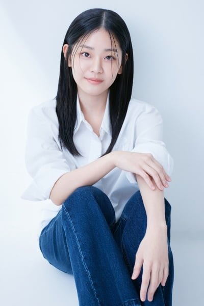 [공식] 김재원, ♥김고은 이어 혜리와 동성 키스한 정수빈 손잡았다…"결말 궁금해" ('졸업식')