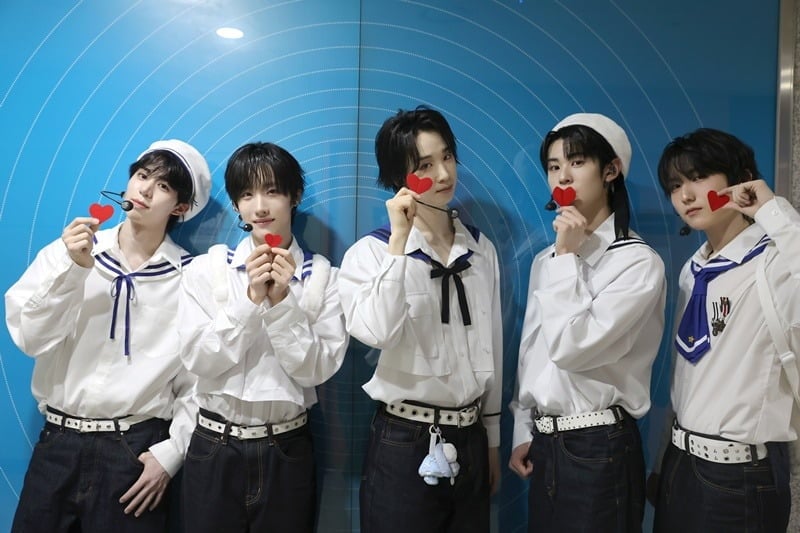 보이그룹 엠비오(AmbiO)가 첫 음악방송 활동을 성공적으로 마무리했다./사진제공=이엔엔터테인먼트