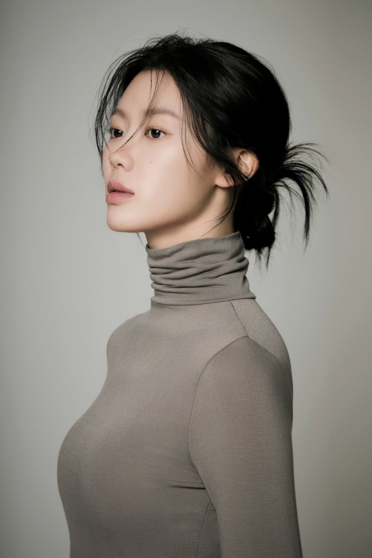 정이주가 흰엔터와 전속계약을 체결했다./사진제공=흰엔터테인먼트