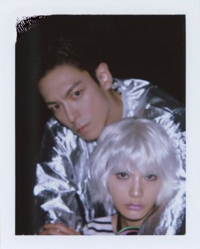 나나, '4살 연상' 빅뱅 출신 탑과 밀착 ♥스킨십 포착…'오징어 게임' 감독과도 특별한 인연