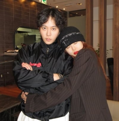 공연 중 실신했던 현아, 끝내 뼈말라 만들었다…결별 소식 2일만