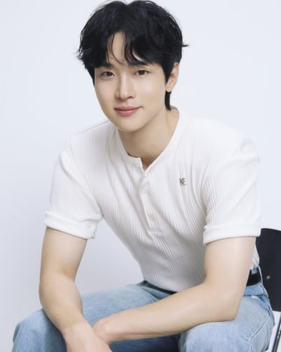 장동윤, 감독 데뷔하더니 "앞으로 감독님 말씀 잘 듣겠다"…충성 맹세('누룩') [인터뷰②]