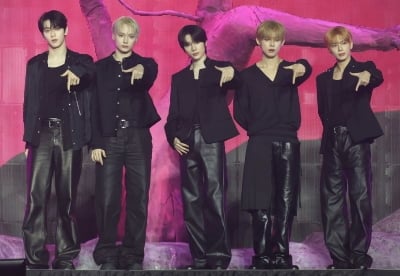 '마의 7년' 넘긴 TXT, 전원 재계약 후 첫 컴백…"데뷔하는 마음으로 준비"