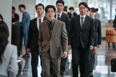 김재욱, 재벌 3세 됐다…"기업 이끌어 가야 하는 무거운 책임감 가져, 과거 후회돼" ('은밀한')