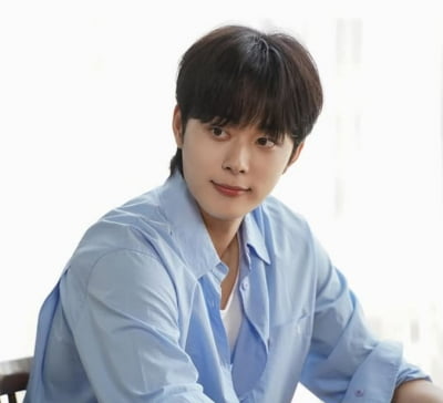 "감사하고 죄송"…'신은수♥' 유선호, 공개 연애 4개월 만에 팬심 달래기 나섰다
