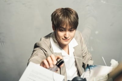 '2년 만에 복귀' 김범, 깜짝 소식 전해졌다…글로벌 브랜드 전무이사로 변신 ('오늘도 매진')