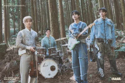 '완전체 컴백' 루시, '몽환+신비' 청춘 비주얼