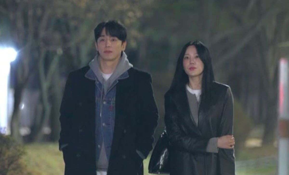 진이한이 정이주와 데이트에 나섰다/사진제공=채널A