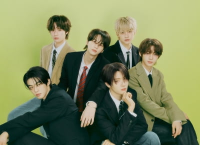 투어스, 첫사랑 선배美