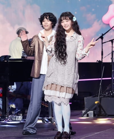 "헉, 이수현이야?" 카메라에 잡힌 뼈말라 얼굴…실제론 얼마나 말랐다는 건가