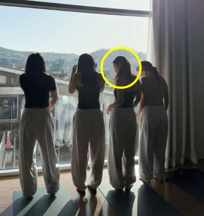 イ・ヒョリ、父の喪失後にヨガ教室で日常復帰