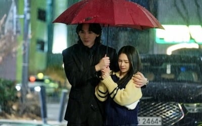 임성한, 집필 역사상 최저 시청률 찍었는데…진이찬♥주세빈 로맨스 급물살 ('닥터신')