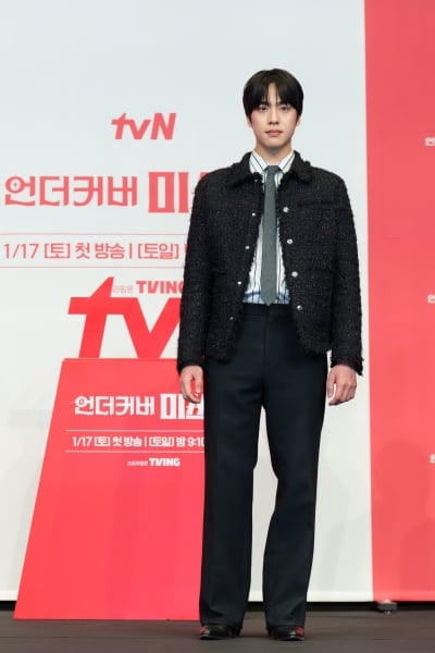 注目の若手俳優チョ・ハンギョル、BTSジンに似ていると話題に！