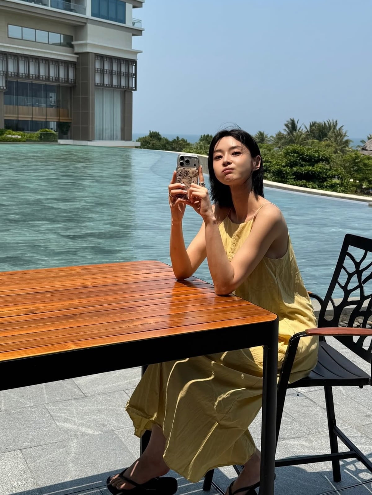 사진 = 권나라 인스타그램