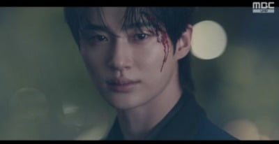 변우석, 온몸 던져 아이유 구했다…"파혼도 생각" ('21세기대군부인') [종합]