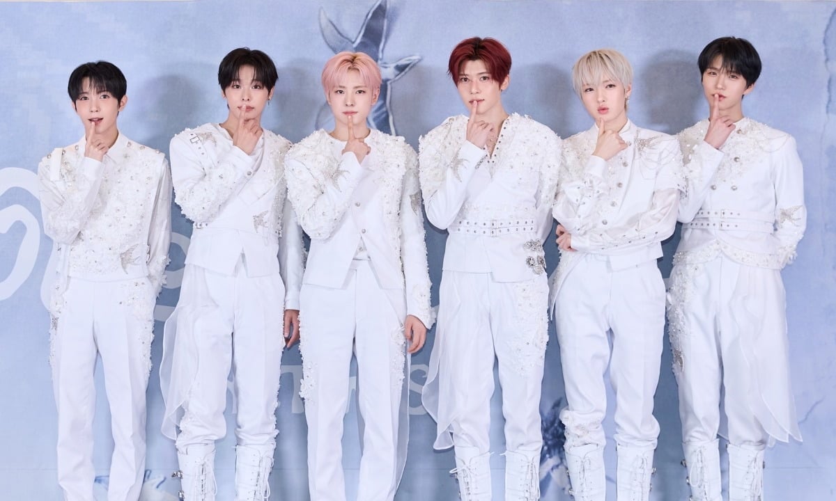 그룹 NCT WISH가 첫 번째 단독 앙코르 콘서트 'NCT WISH 1st CONCERT TOUR 'INTO THE WISH : Our WISH' ENCORE IN SEOUL' 전 기자간담회에서 포즈를 취하고 있다./사진제공=SM엔터테인먼트
