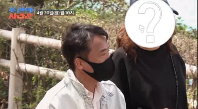 '53세 모솔' 심권호, 간암 투병 중이라면서…♥데이트 포착 됐다 "같이 갈 사람 없어" ('사랑꾼')