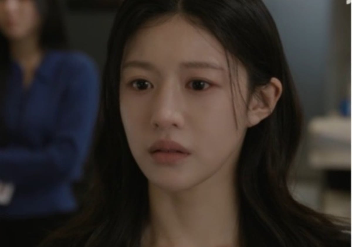 고윤정이 '모자무싸'에서 변은아 캐릭터의 시작을 알리며 존재감을 보여줬다./사진=JTBC 방송 화면 캡처