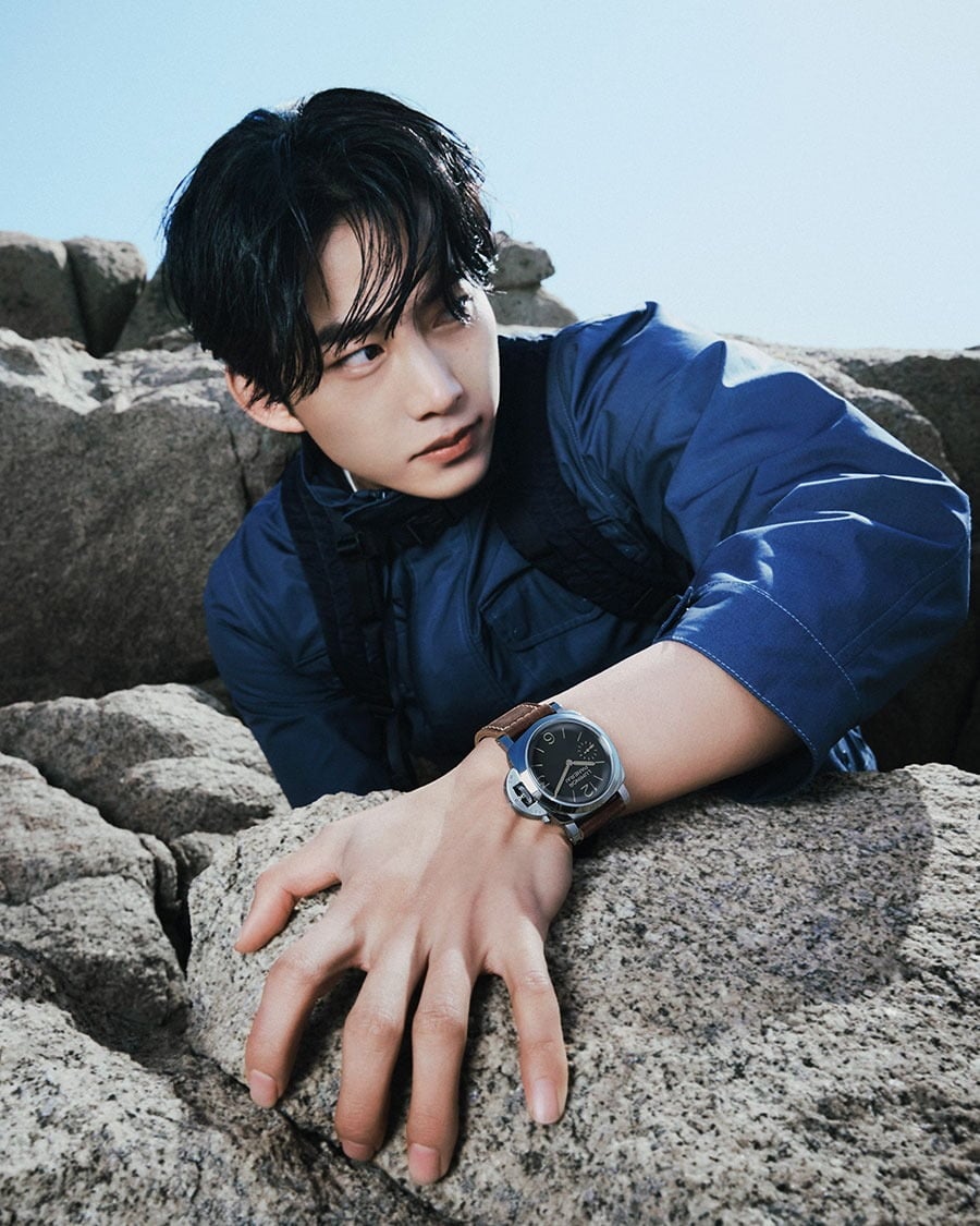 배우 옥택연이 거친 모습과 부드러운 분위기를 동시에 담아내며 눈길을 끌었다./사진제공=파네리아