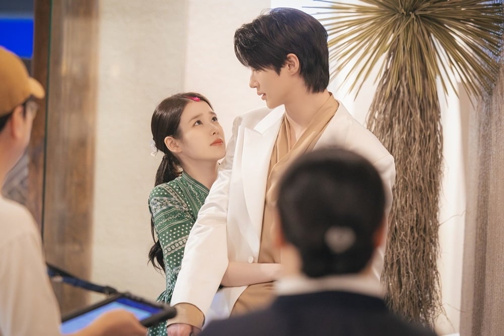 아이유와 변우석이 주연을 맡은 '21세기 대군부인이 시청률과 화제성을 모두 잡으며 독보적인 인기를 입증하고 있다./사진제공=MBC