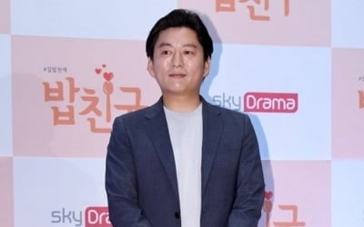 [공식] '박선주♥' 강레오, 부친상 당했다…"갑작스러운 비보, 슬픔에 잠겨"