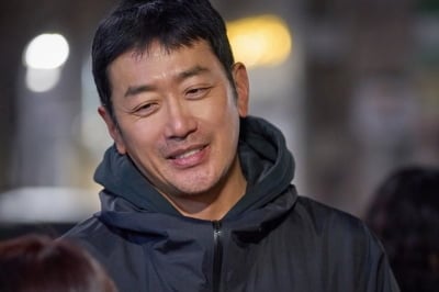 '차정원♥' 하정우, 19년 만에 복귀하더니 결국 화제성 독식했다…"여유로운 삶 살아가길" ('건물주')