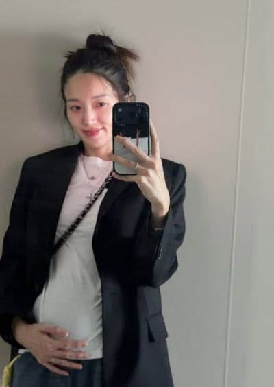 '임밍아웃' 김민경, 47세 노산에 속내 토로…"배 나올수록 근심 걱정도 자라"