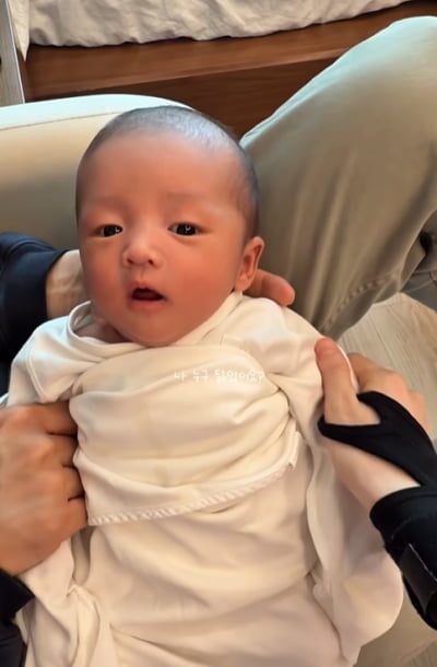 "신생아 맞아?" 오상진♥김소영 둘째 아들 공개, 벌써부터 '완성형 외모'