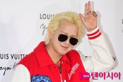 송민호, 징역 1년 6개월 구형되자 SNS '폭주'…감옥 사진까지 등장