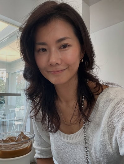 '나솔' 28기 영숙, '이야기 영수'와 관계 밝혔다…"아직 재고 있음" 열애설 종지부