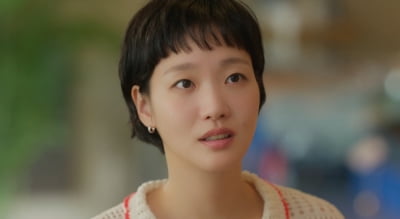 김고은, 연하남에 호감 느꼈는데…"연세 어떻게 되시냐" 나이 공격에 충격 ('윰세3')