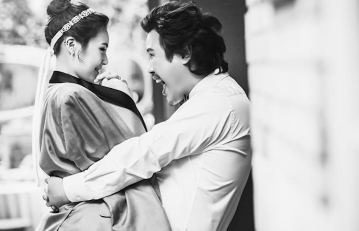 육중완 결혼사진이 공개됐다./사진제공=SBS '동상이몽2'