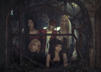 르세라핌 김채원·허윤진, 프로듀서로 변신…컴백곡 티저 공개