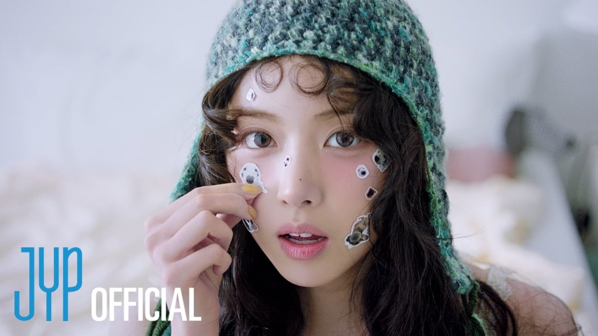 NMIXX 미니 5집 'Heavy Serenade' 트레일러 썸네일 이미지 / 사진 제공=JYP엔터테인먼트