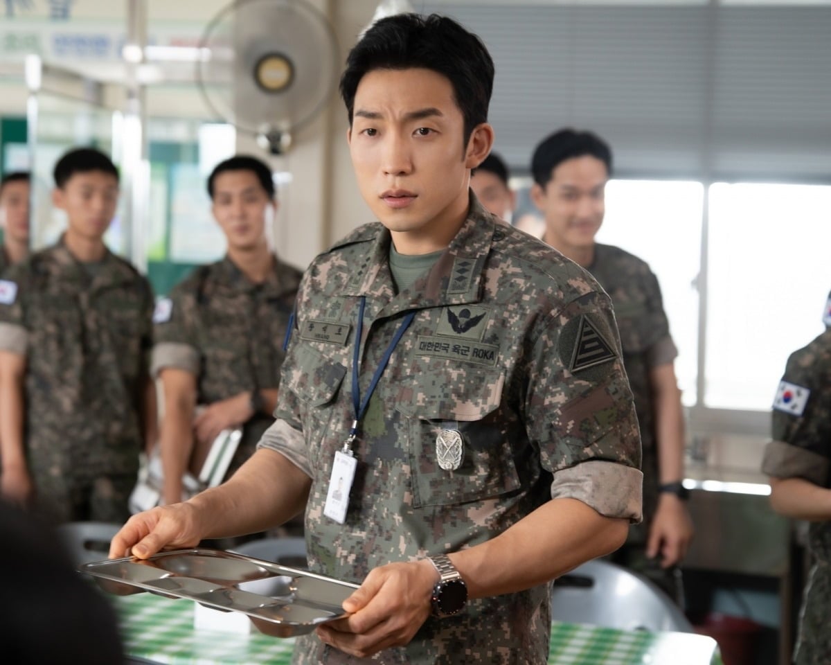 '취사병 전설이 되다'에서 황석호 역을 맡은 이상이 / 사진제공=티빙