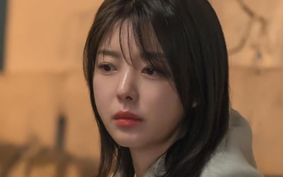 엄현경, 기어코 눈물 터졌다…윤종훈 따스한 위로 '포착'('기쁜 우리')