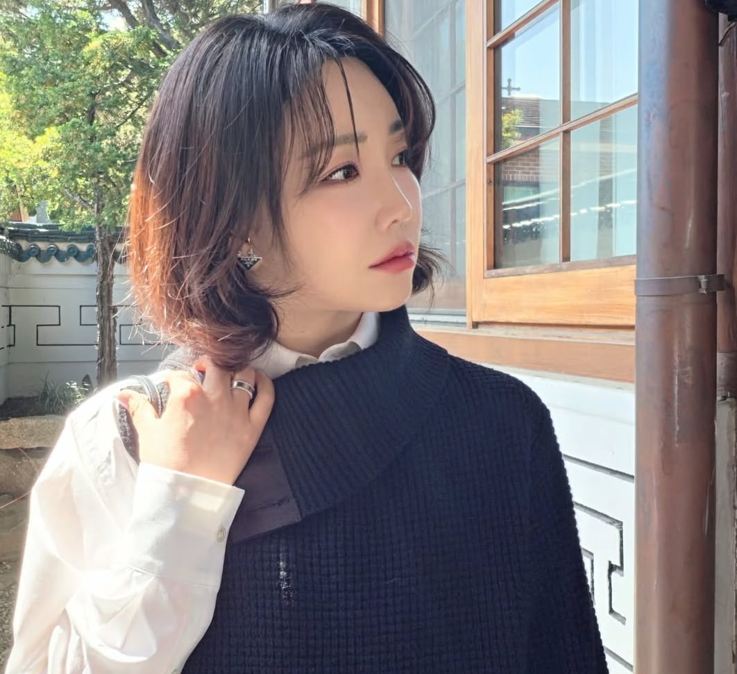 '목사 사모' 이유리, 이렇게 단아할 수 있나…한옥마을 평정한 동안 미모