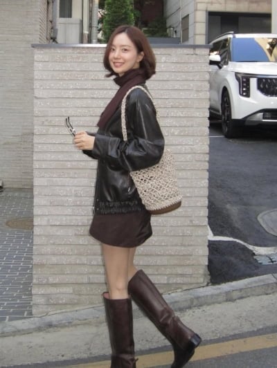 '6월의 신부' 문채원, 결혼 앞두고 물오른 미모…40세 안 믿기는 '리즈 경신' 비주얼