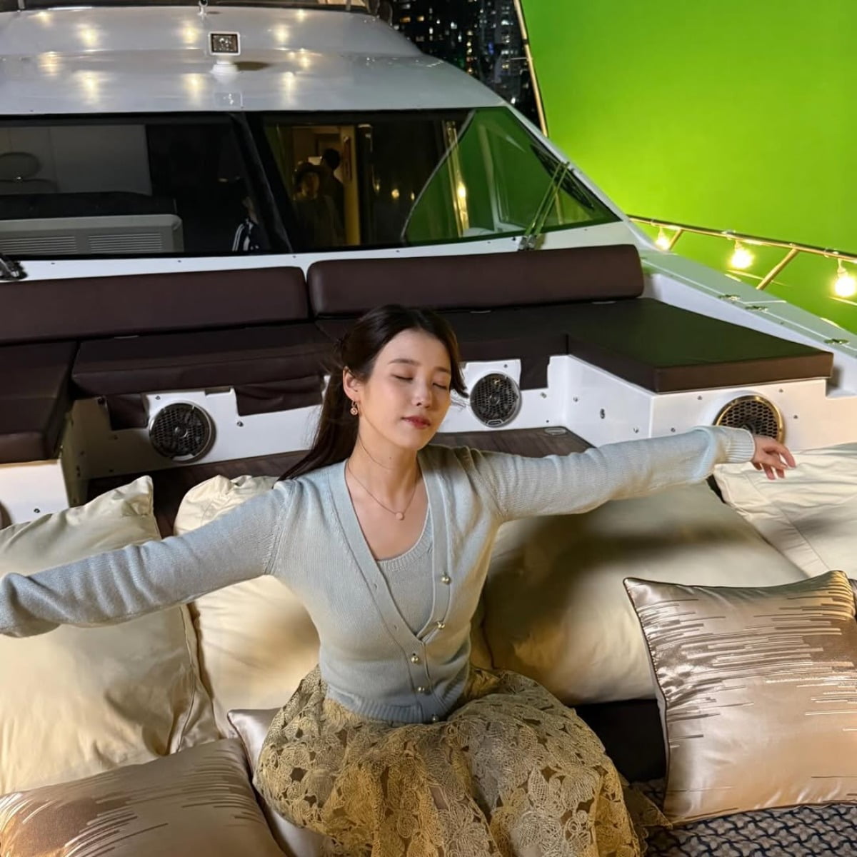 
사진 = 아이유 인스타그램