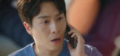 아이유, 원수같은 오빠라더니…이재원, 알고보니 츤데레 조력자 ('대군부인')