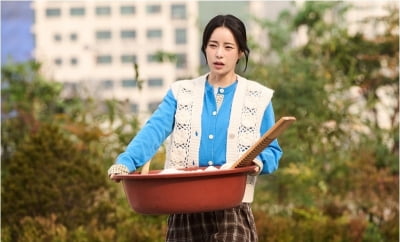 변우석♥아이유와 제대로 맞붙는다…로코로 돌아온 임지연 "통쾌함과 감동 줄 것" ('멋진신세계')