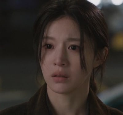 고윤정, '세금 구설' 김선호 손잡고 대박 터뜨렸었는데…차기작은 2%대 씁쓸한 시청률 ('모자무싸')