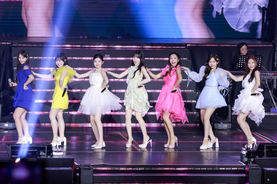 '강상준♥' 이소나, 데뷔 6년차에 눈물…"콘서트 꿈이뤄"('미스트롯4') 