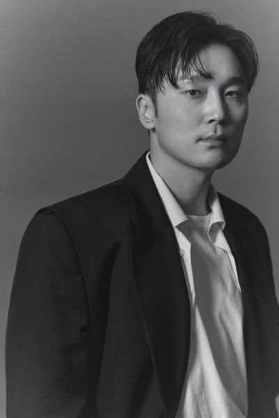 [공식] 하정우=전두환, 손석구=노태우…서현우, '수리남' 감독과 협업