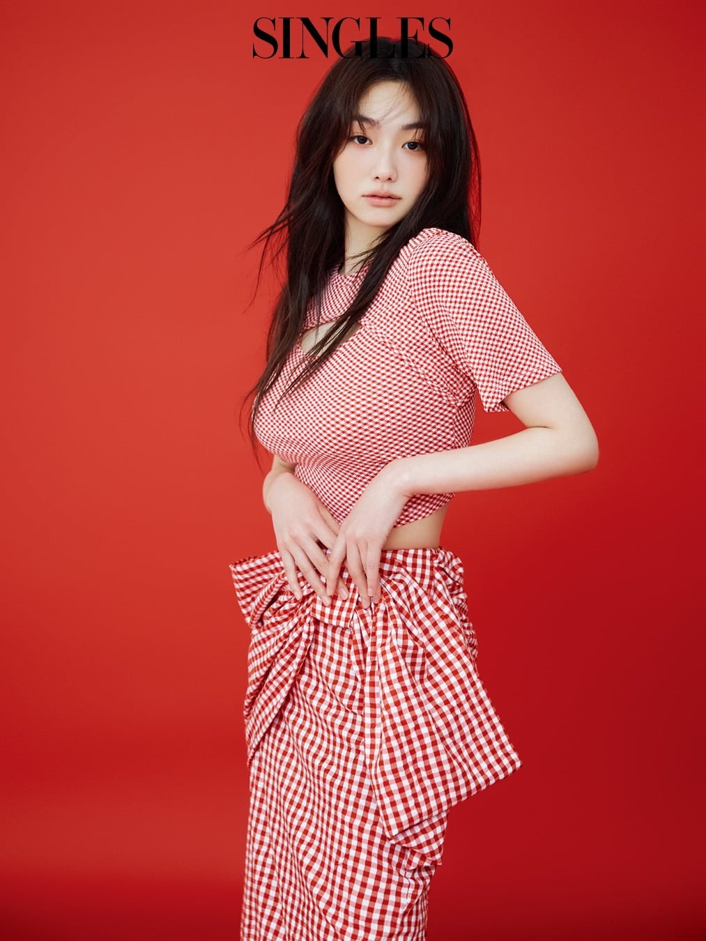 강미나의 화보와 인터뷰가 공개 됐다./사진제공=싱글즈