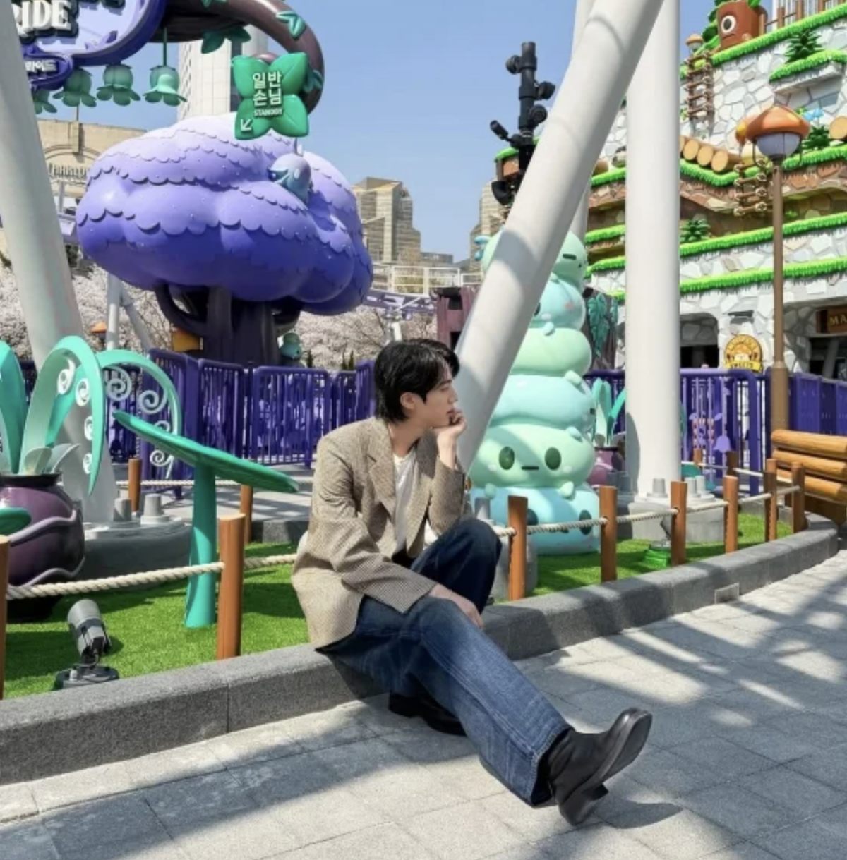 사진=그룹 방탄소년단 진 SNS