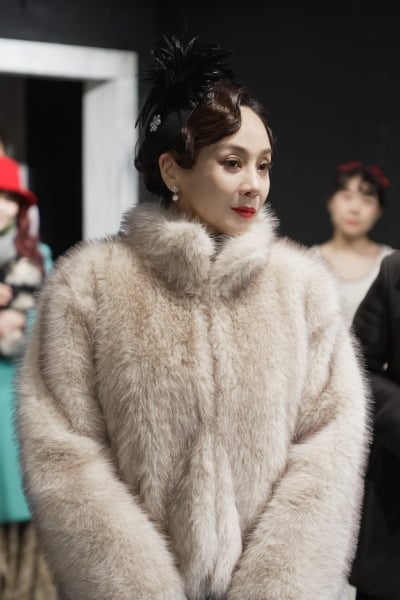 권민중, ‘벚꽃동산’서 존재감