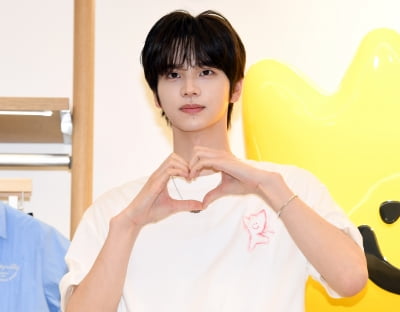 신유, 축사하면서 울컥…"큰누나 신혼여행 경비 보태"('라디오쇼')