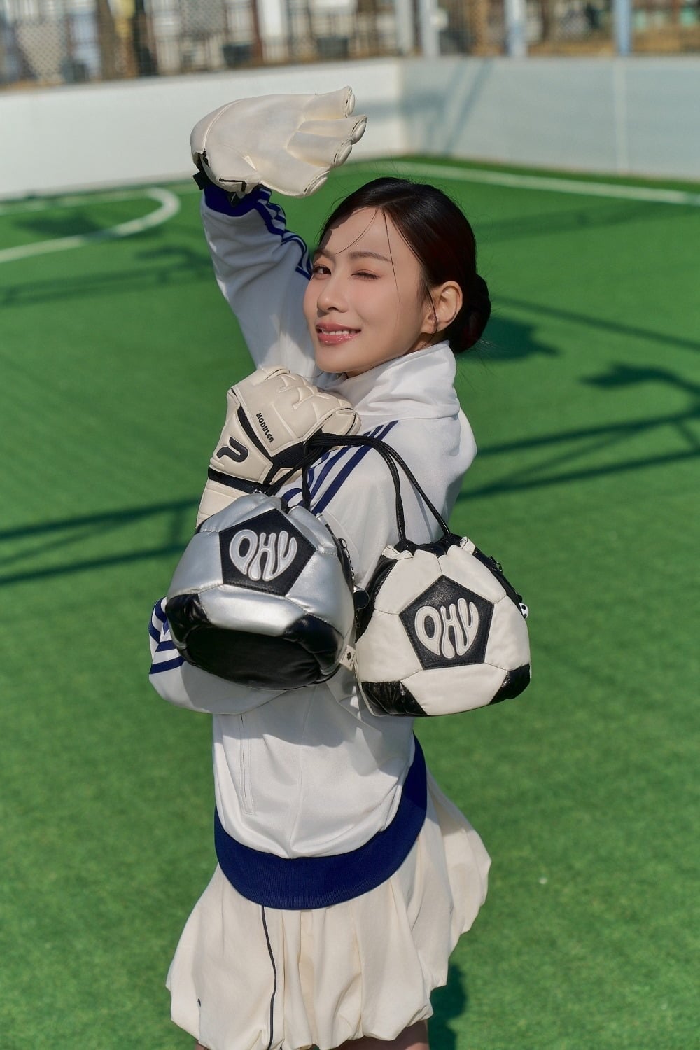 오하영이 패션 브랜드 모델이자 디자이너로 행보를 확장한다./사진제공=마이쉘