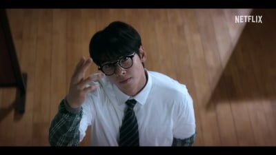 차은우, 130억 세금 전액 납부 후 깜짝 근황 전해졌다…넷플릭스서 초능력자로 변신 ('원더풀스')